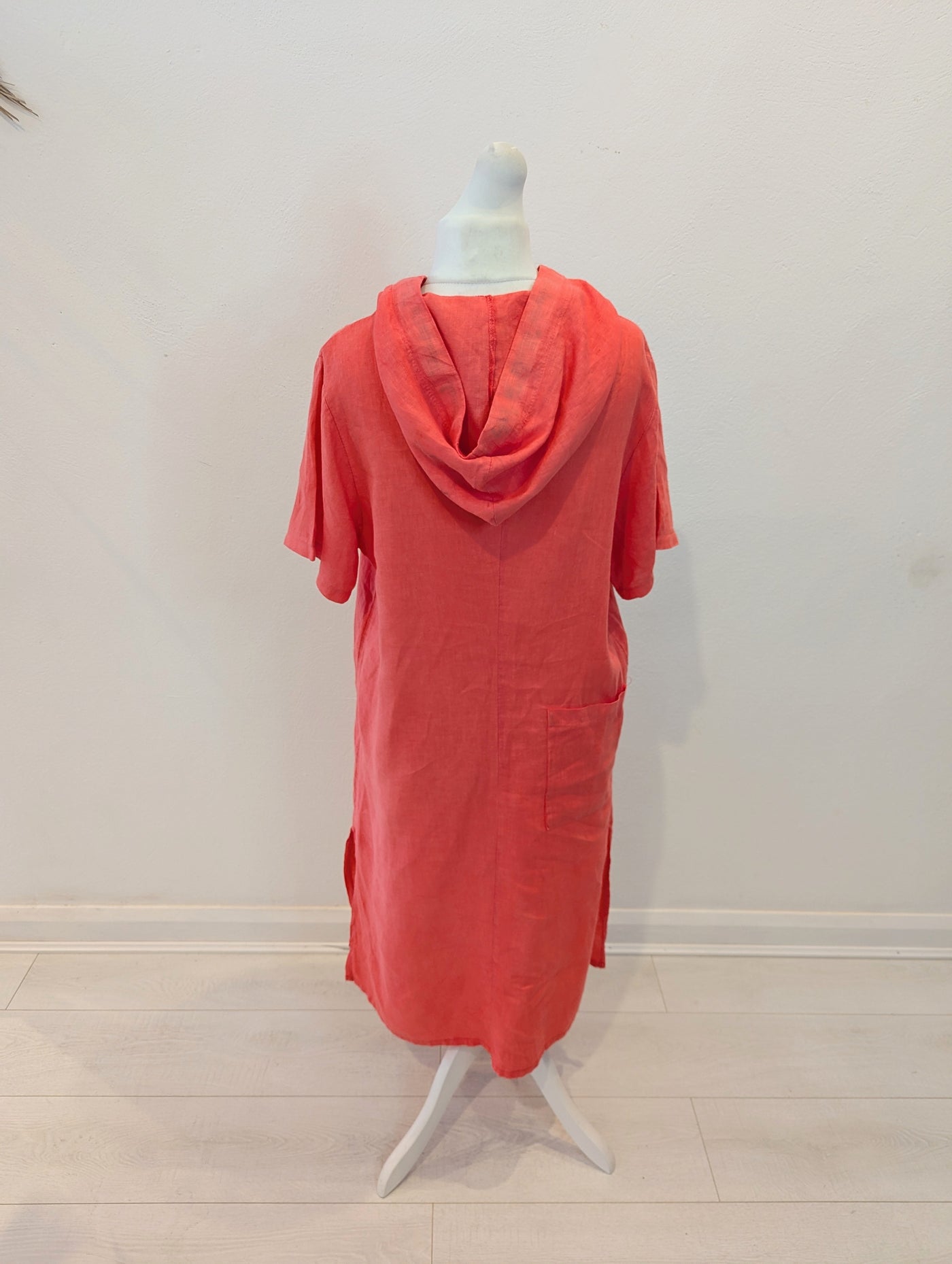 Choklate Coral Hooded Dress M