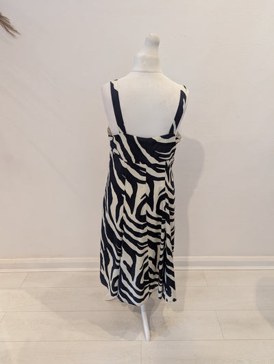 Jensen Women Black/White Dress (missing button) 14