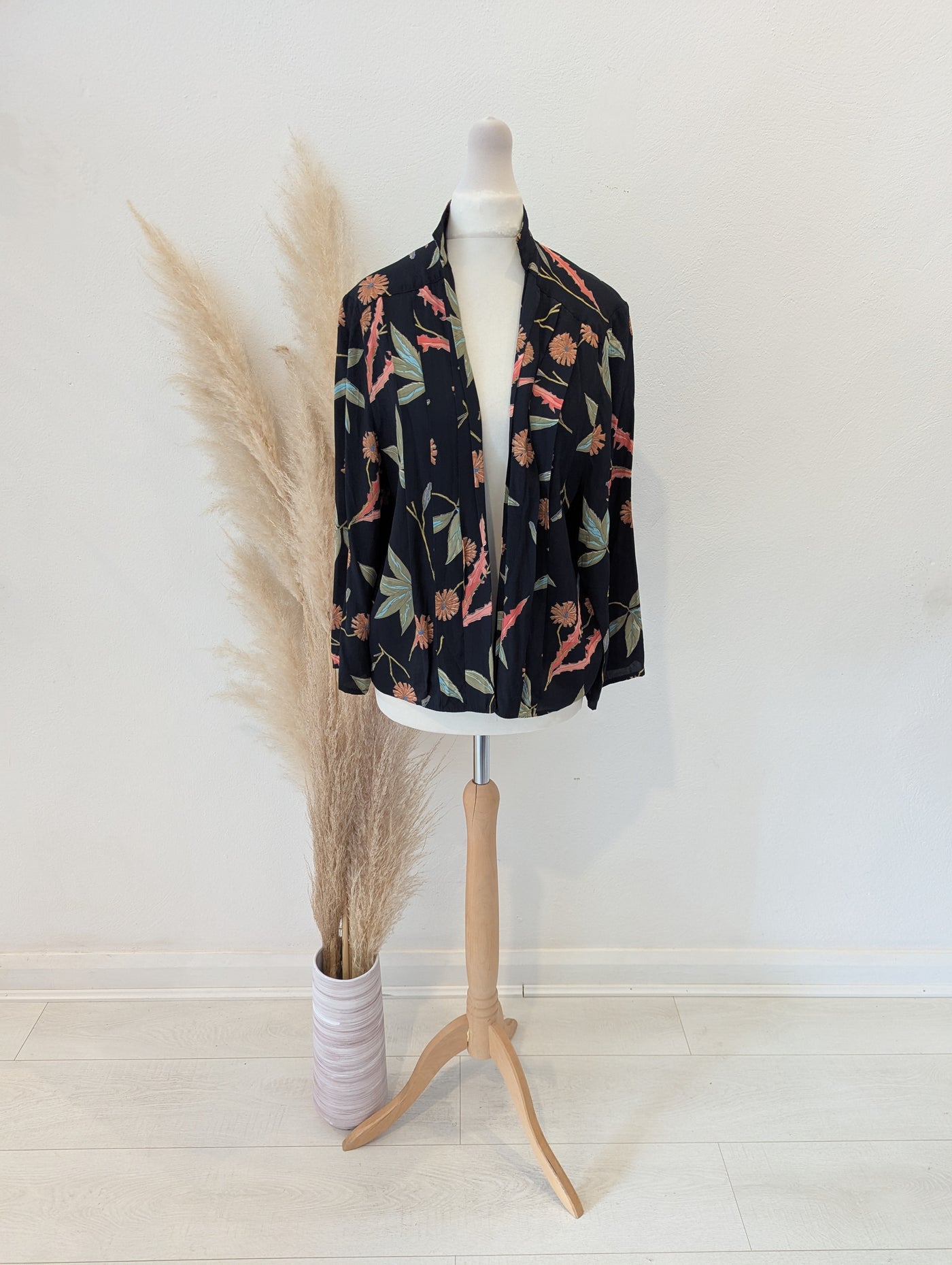 Your Sixth Sense open floral jacket S