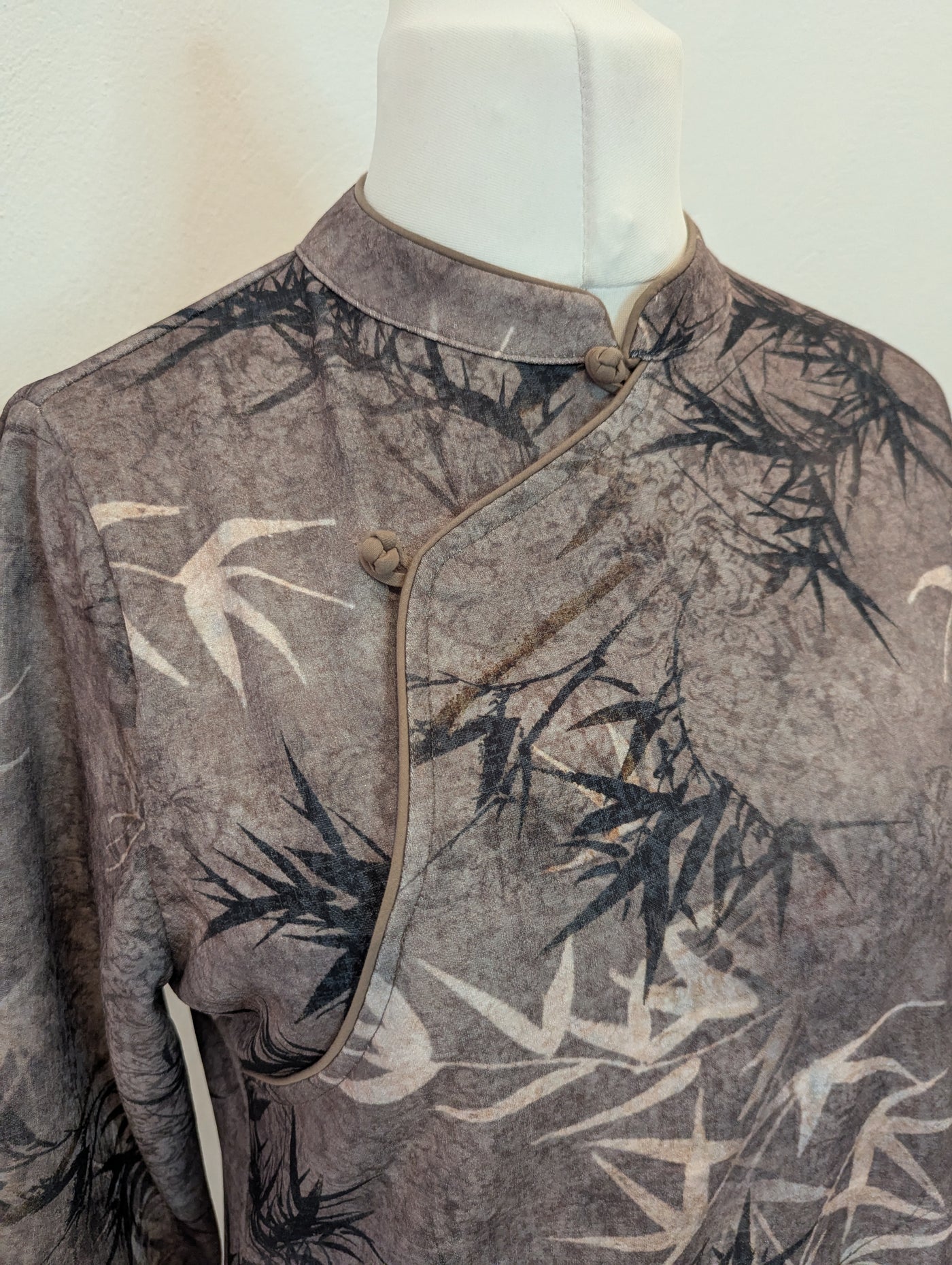 No Label Grey Leaf Chinese Dress XL