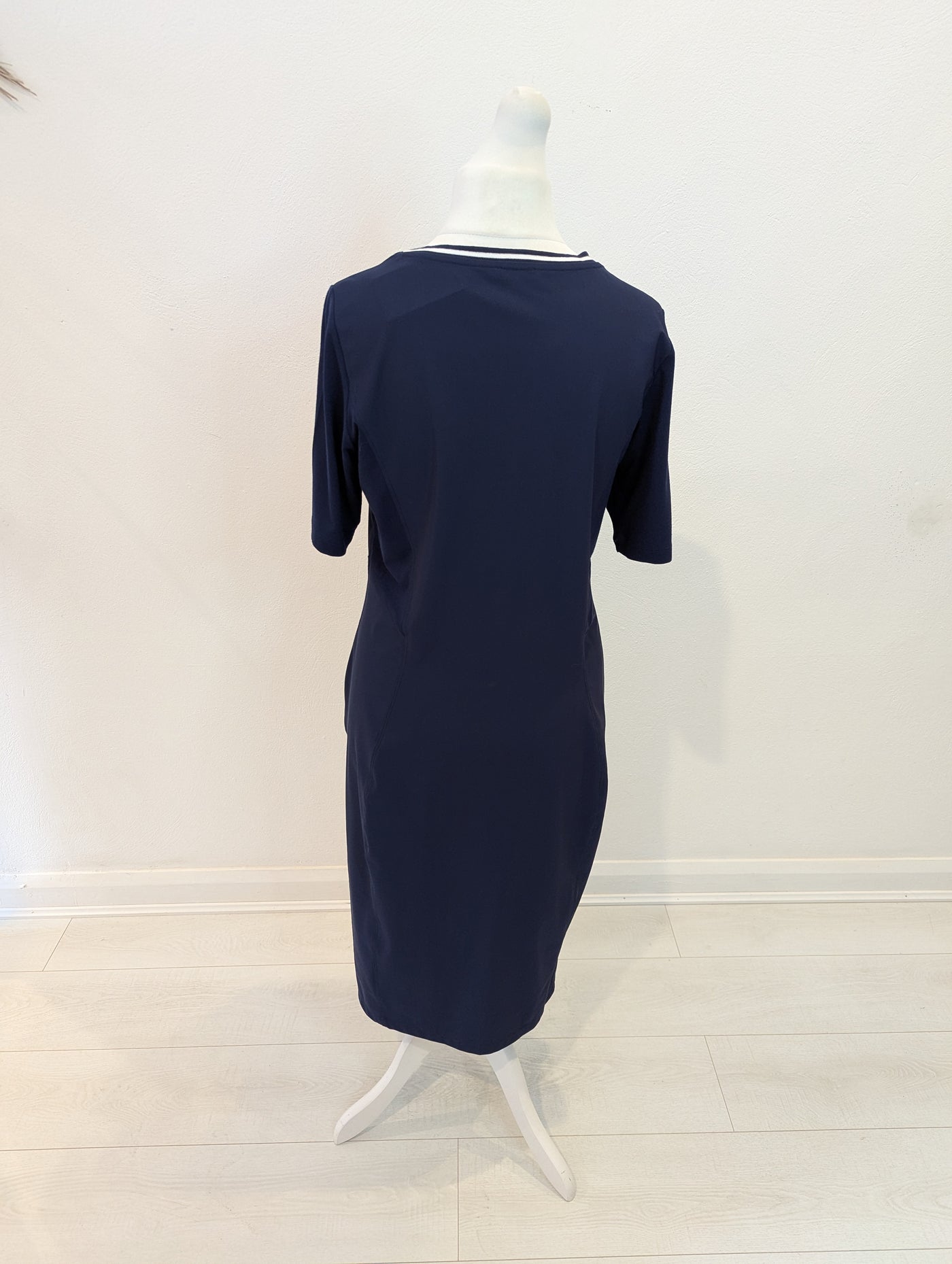 Naya Navy Pocket Maxi Medium