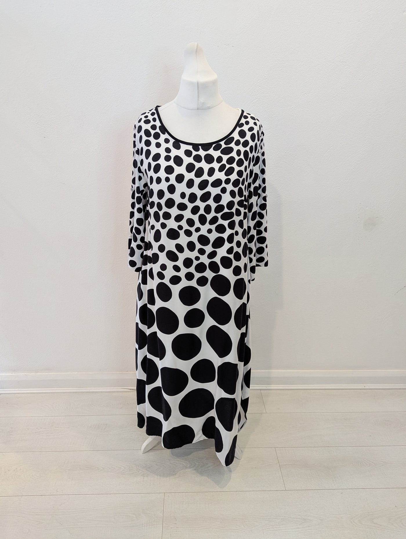 Naya Black/Cream Spot Maxi Dress One Size