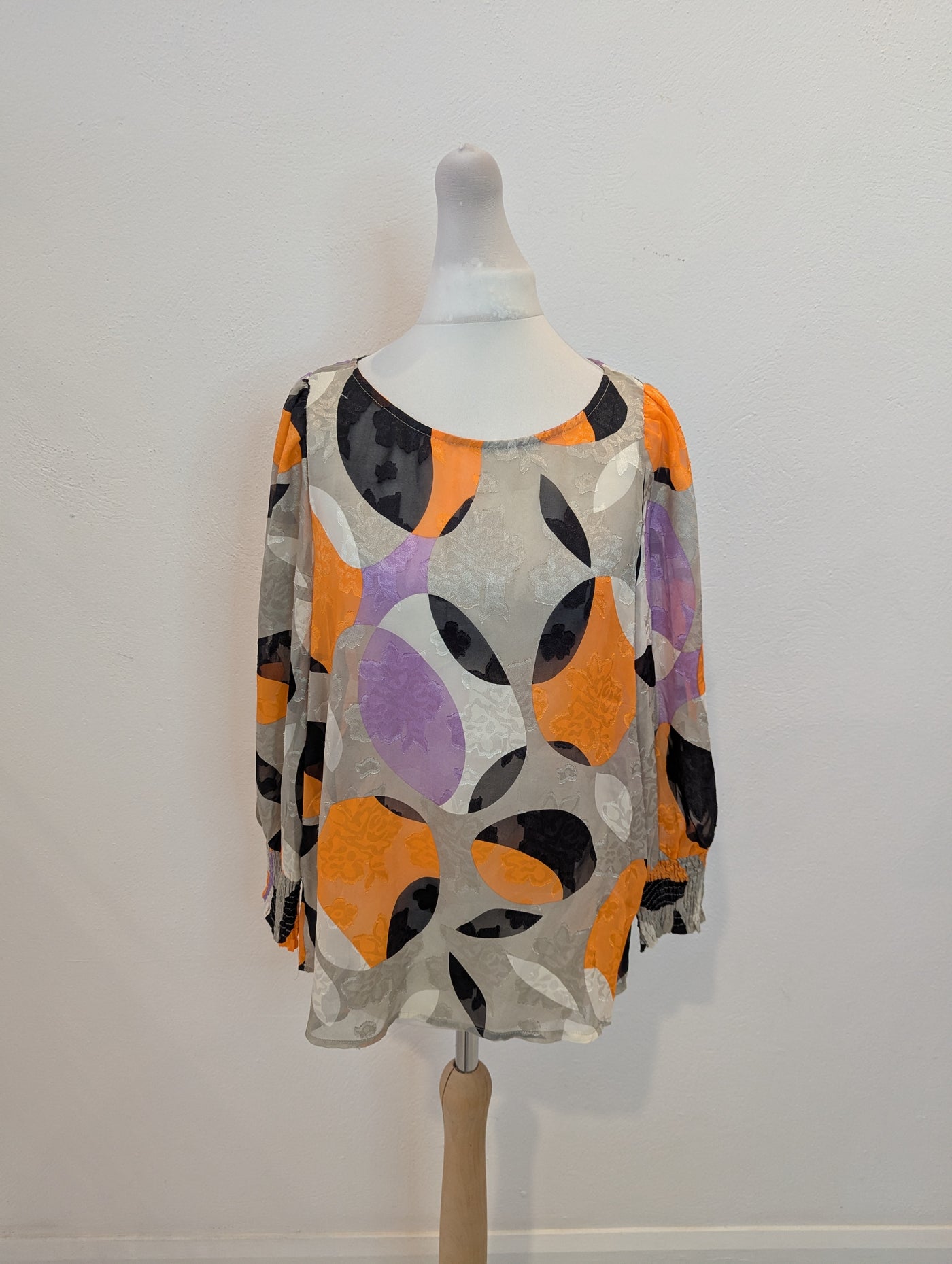 Kaffe Grey/ Orange Print Top 6 RRP £59.99