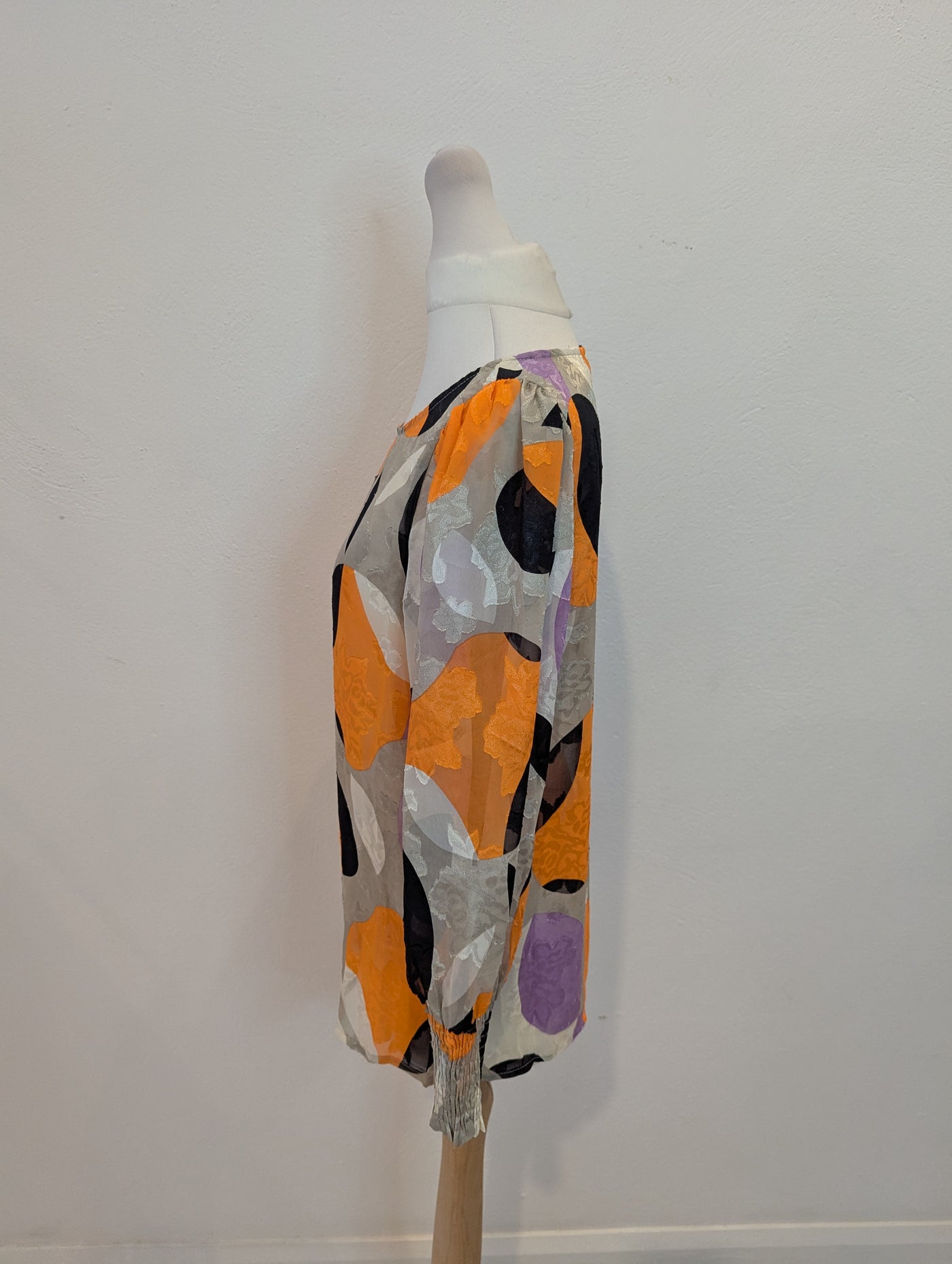 Kaffe Grey/ Orange Print Top 6 RRP £59.99