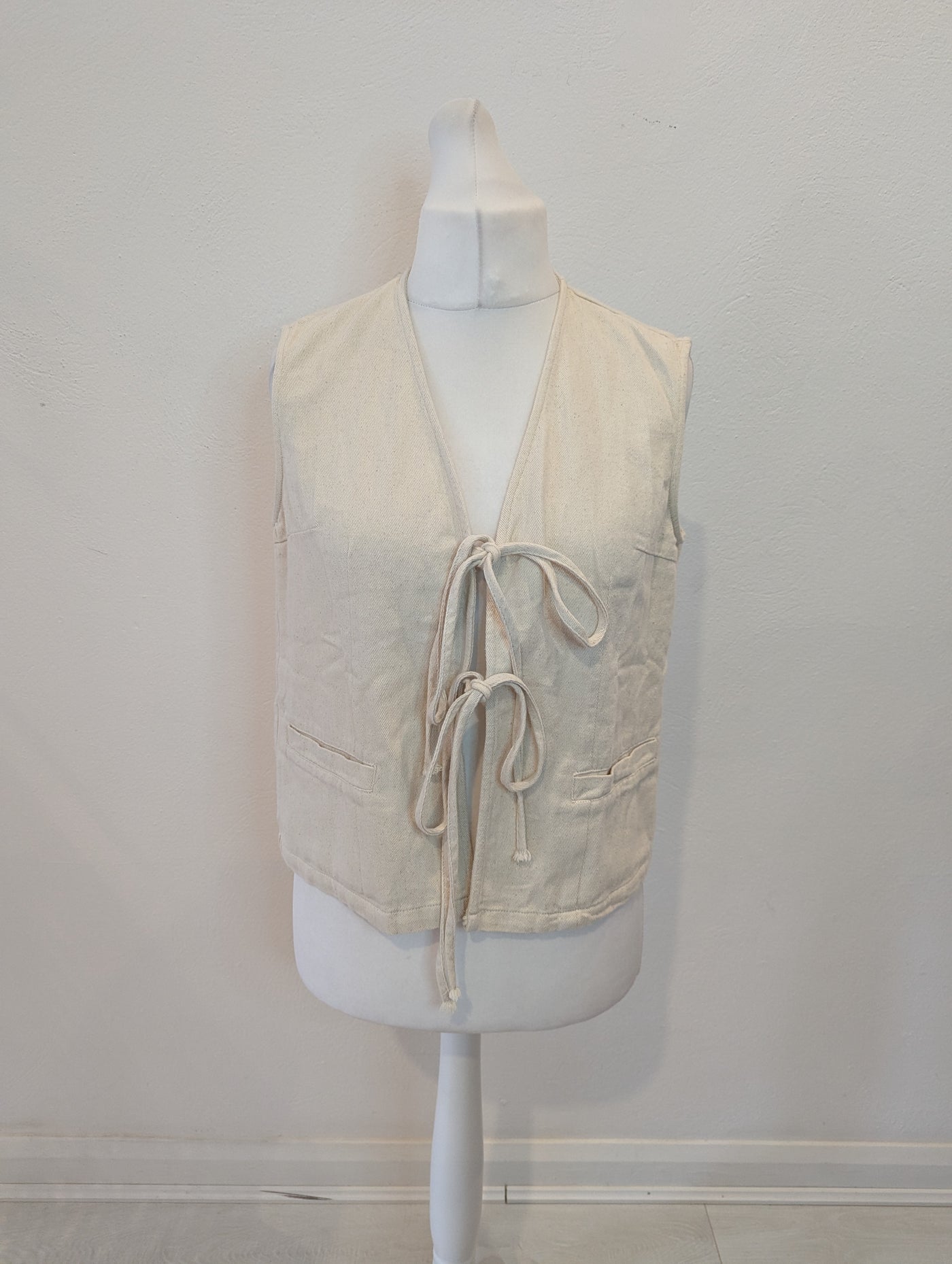 JCL Cream Waistcoat 8-10 RRP £49.99