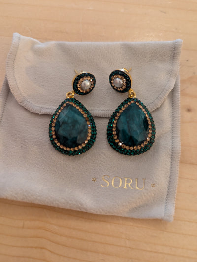 Soru Green Stone earrings