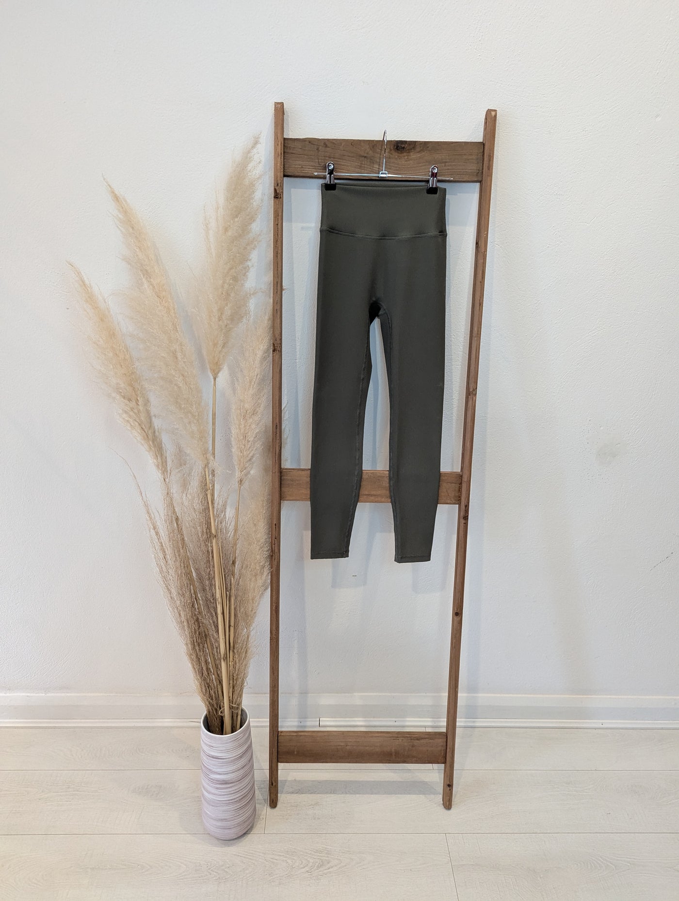 Un/Altered Green Leggings S