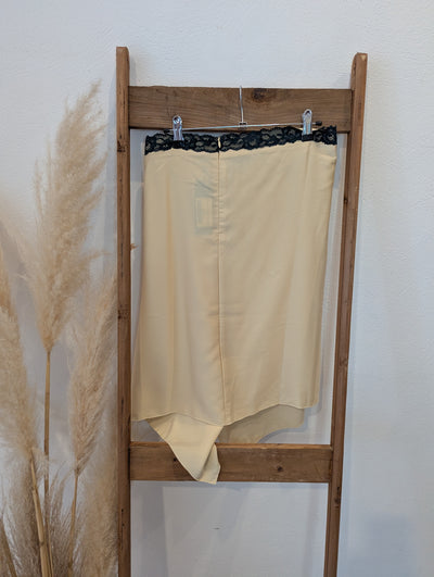 Motel Cream Skirt S NWT