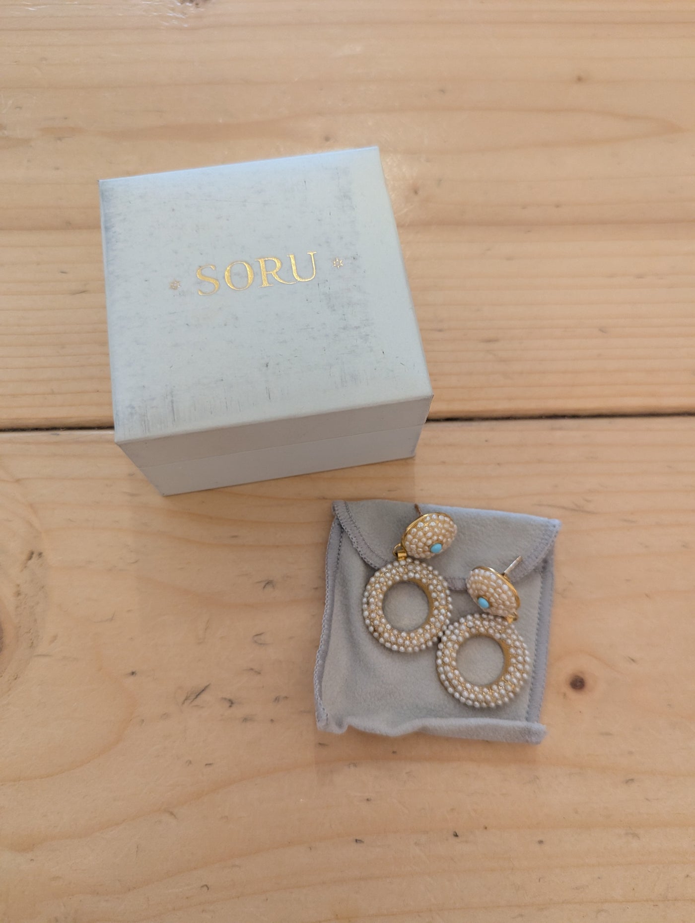Soru Pearl Circle Earrings