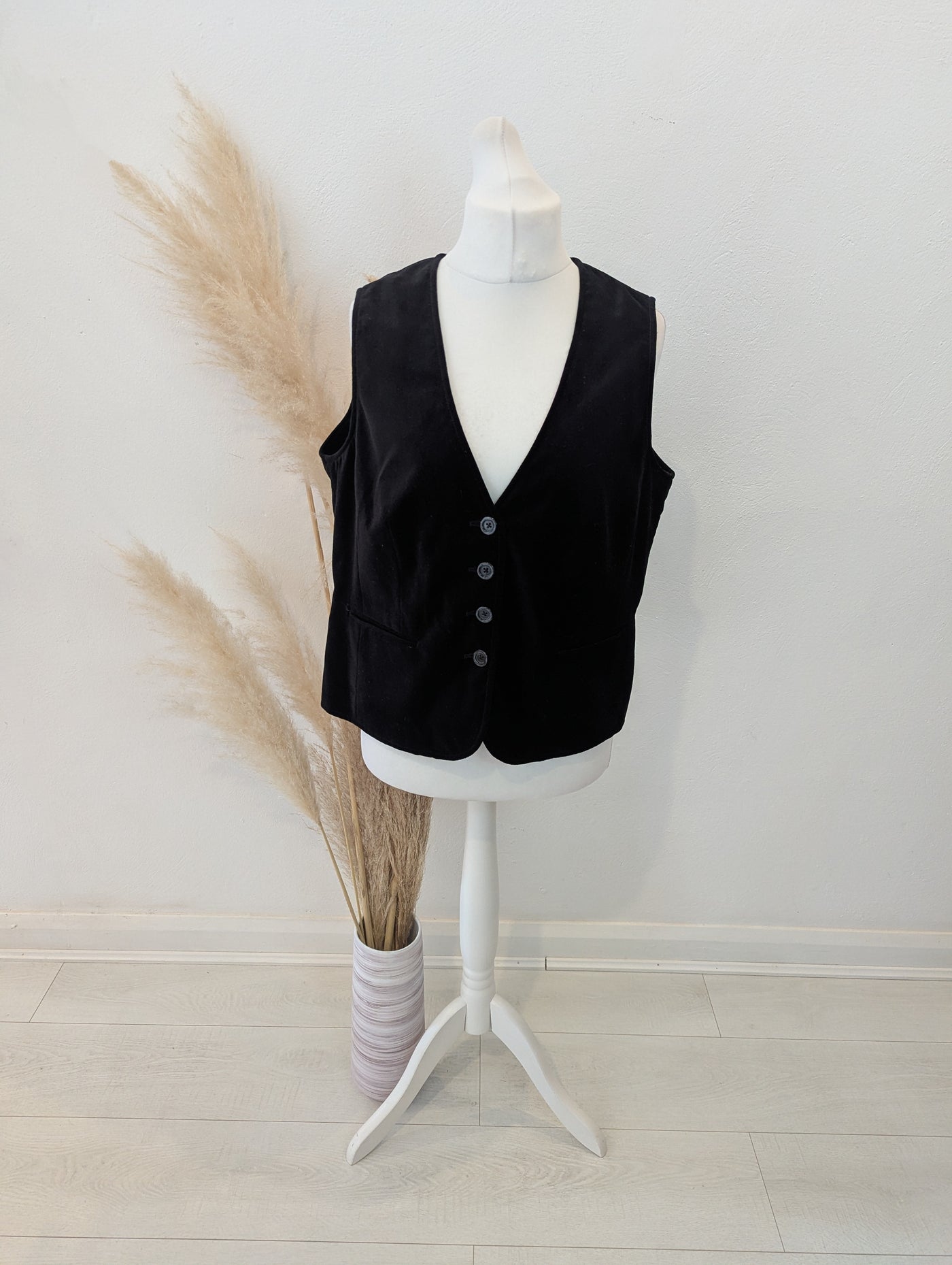 No Label Black Velvet Waistcoat Large