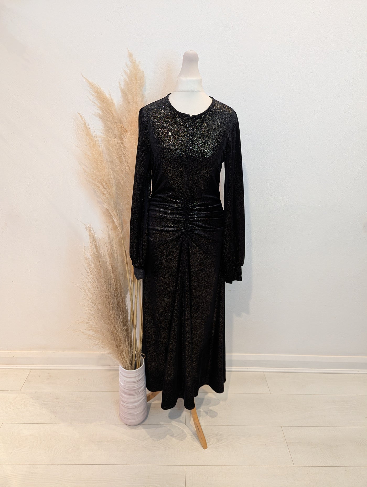 Me + Em Black Glitter Velour Maxi Size 10 NTW RRP £315