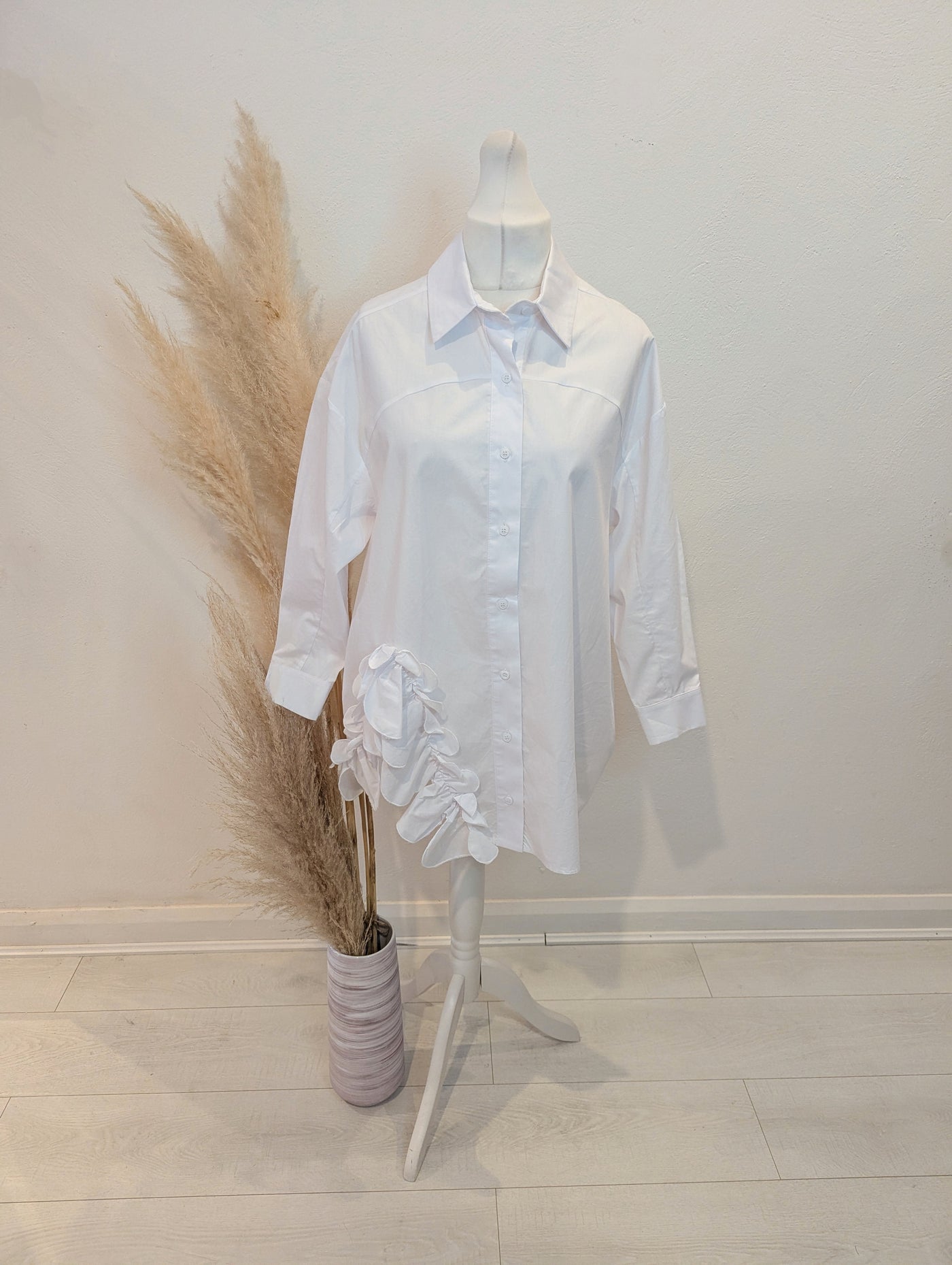 Bize White Shirt One Size