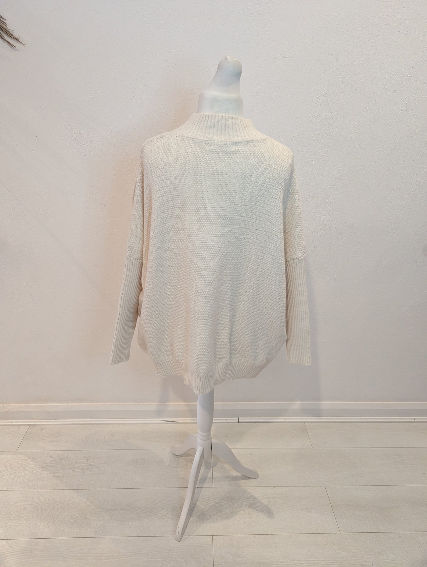 Cream fringed jumper One Size NWT £29.99
