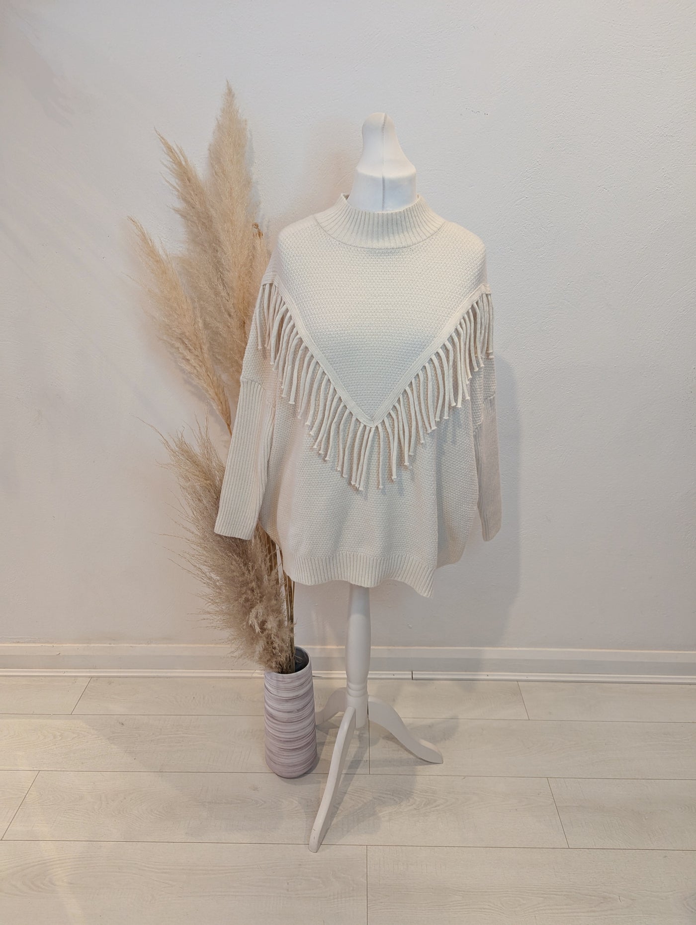 Cream fringed jumper One Size NWT £29.99