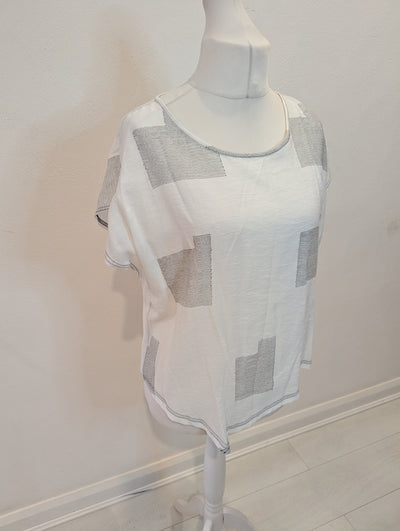 My Soul White/Black Two Piece Top/Jacket Medium