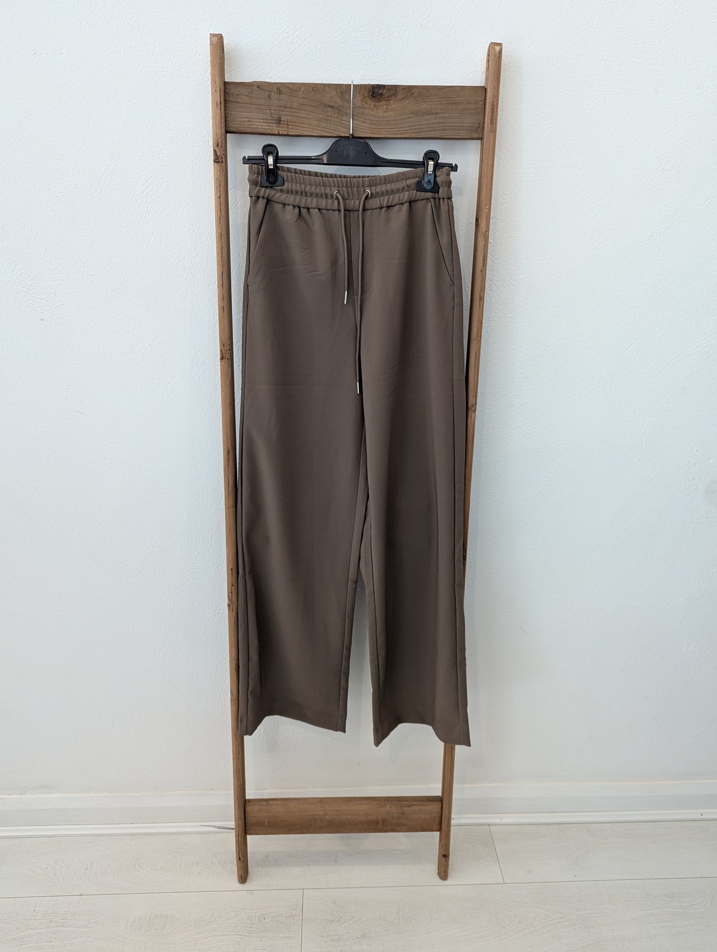 Vs Miss Taupe Trouser S NWT