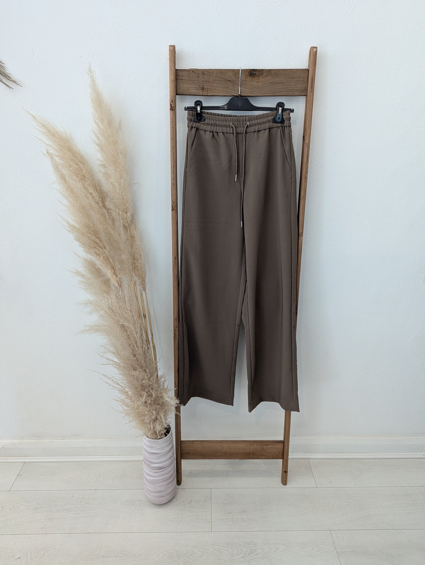 Vs Miss Taupe Trouser S NWT