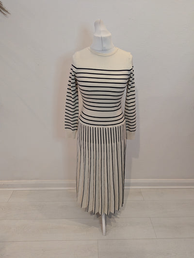 Anewsta Pleat Cream Jumper Dress Large