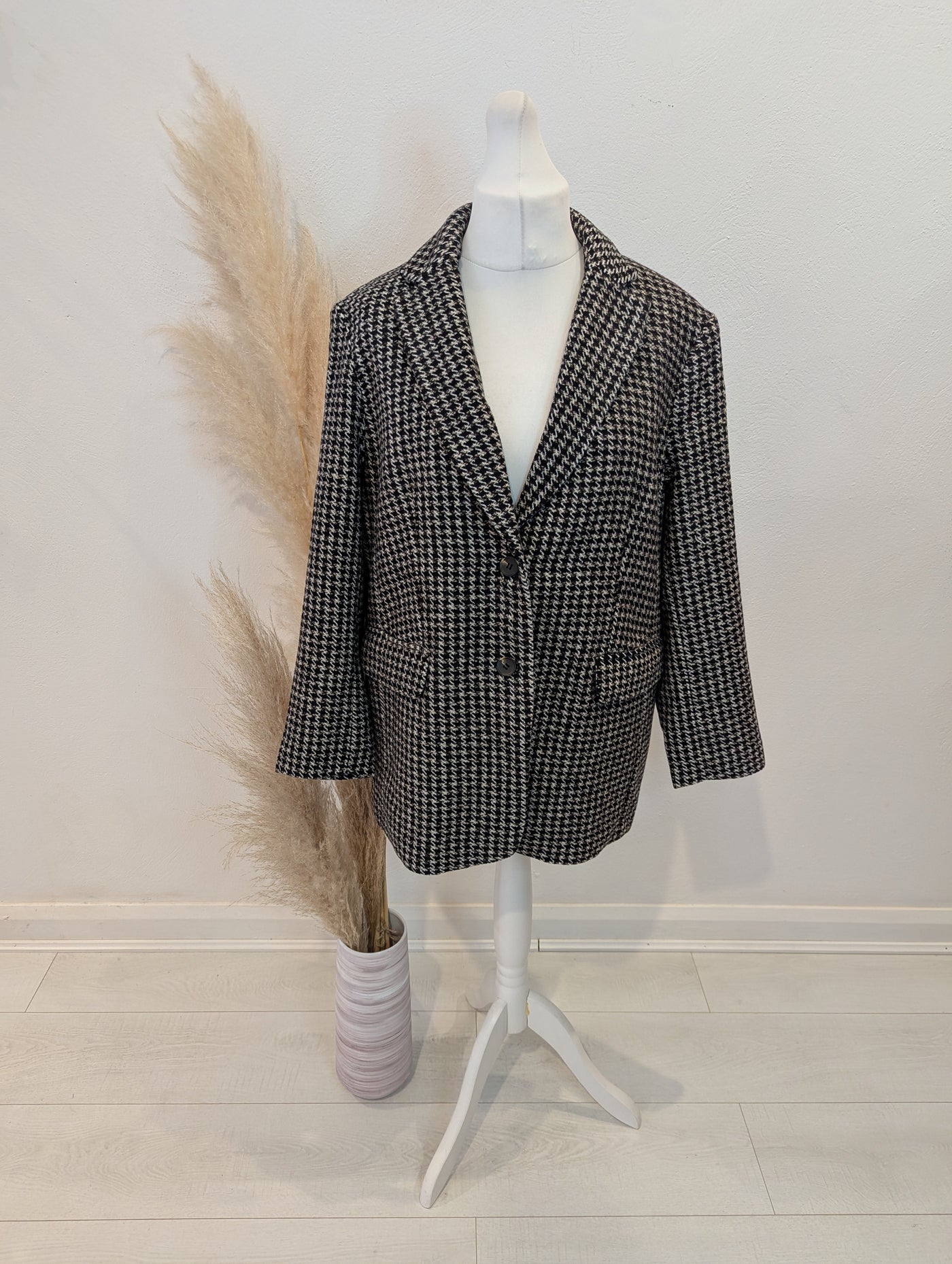 H&M Dogtooth Blazer Size Large