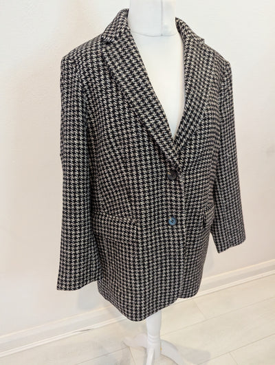 H&M Dogtooth Blazer Size Large