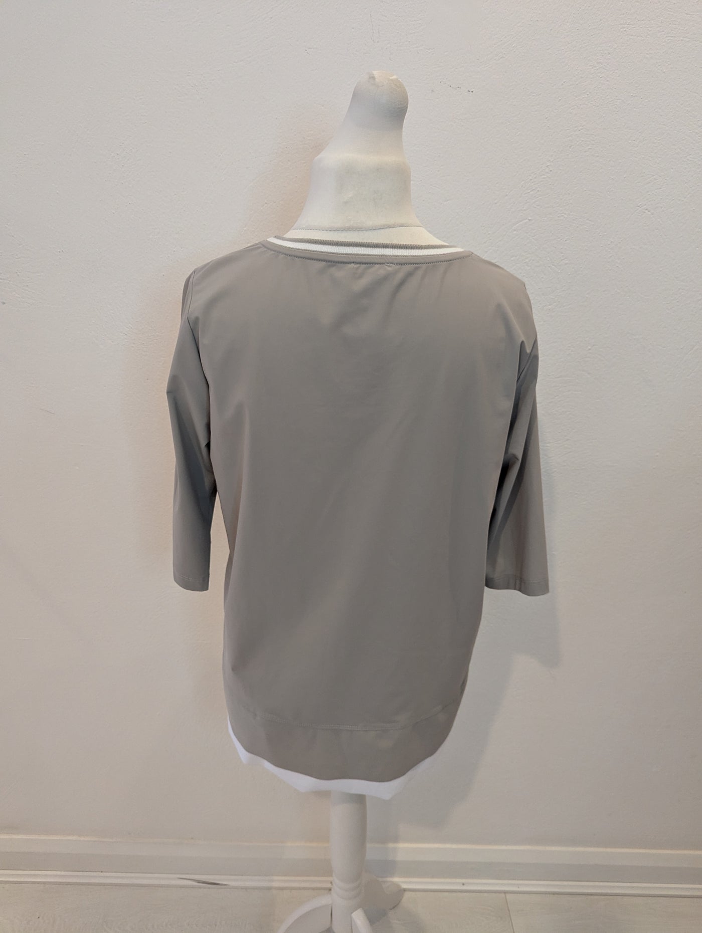 Naya Grey/ White Top Size Medium