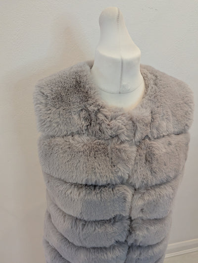 Jayley Grey Faux Fur Gilet S NWT