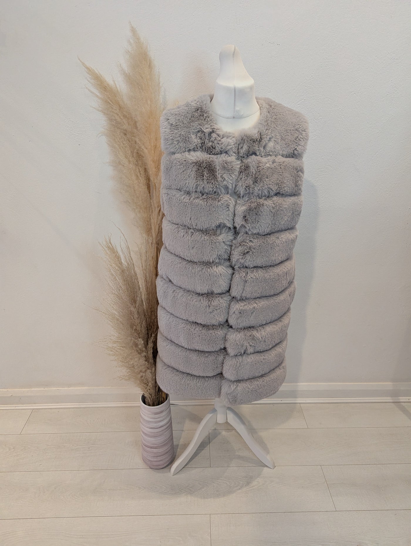 Jayley Grey Faux Fur Gilet S NWT