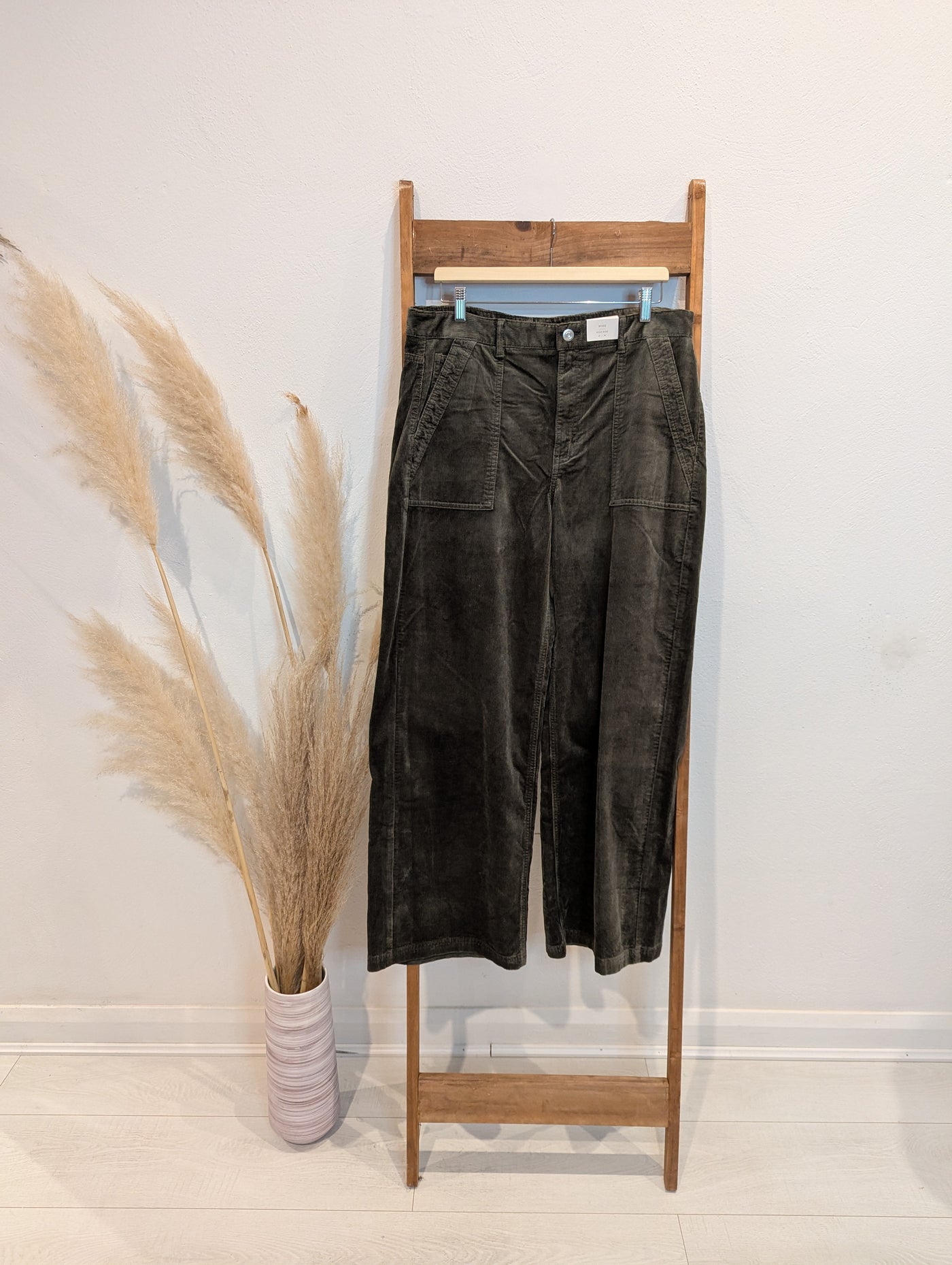 Per Una Khaki Cords 16R NWT