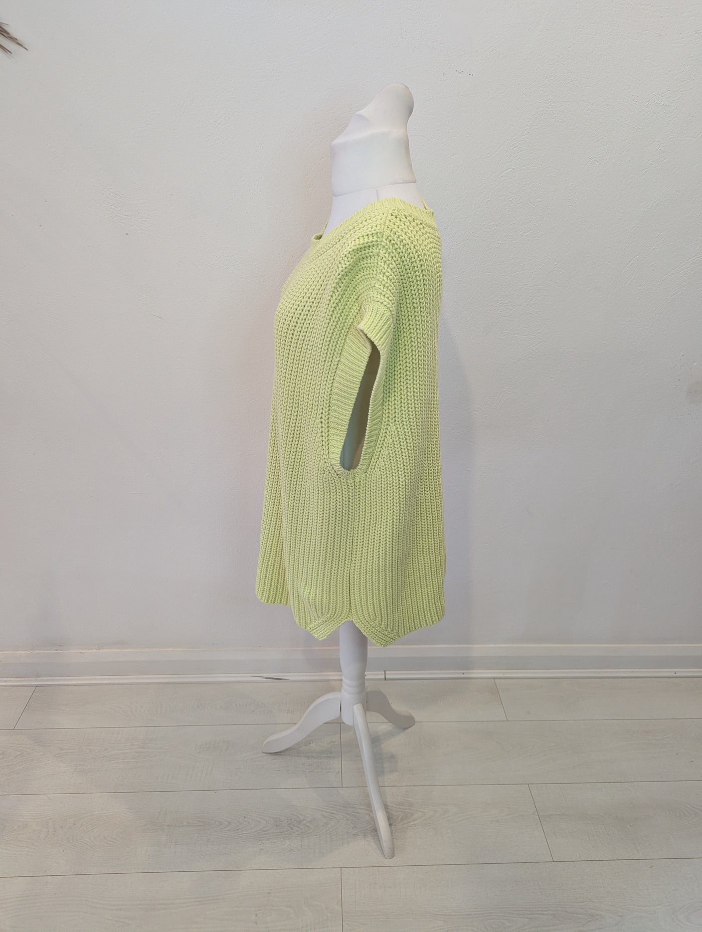 Zara Green Knitted Vest L