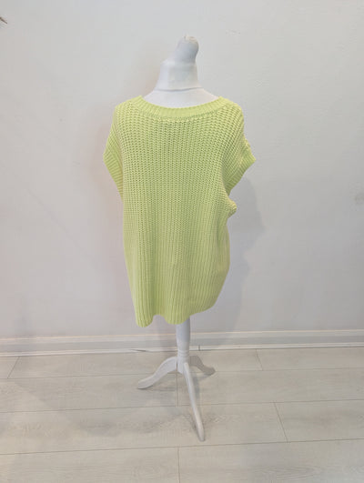 Zara Green Knitted Vest L