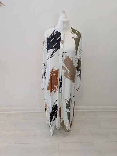 Q Neel White Mix Shirt Dress 18