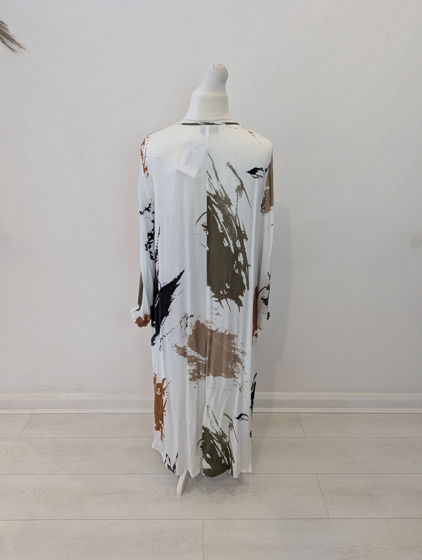 Q Neel White Mix Shirt Dress 18