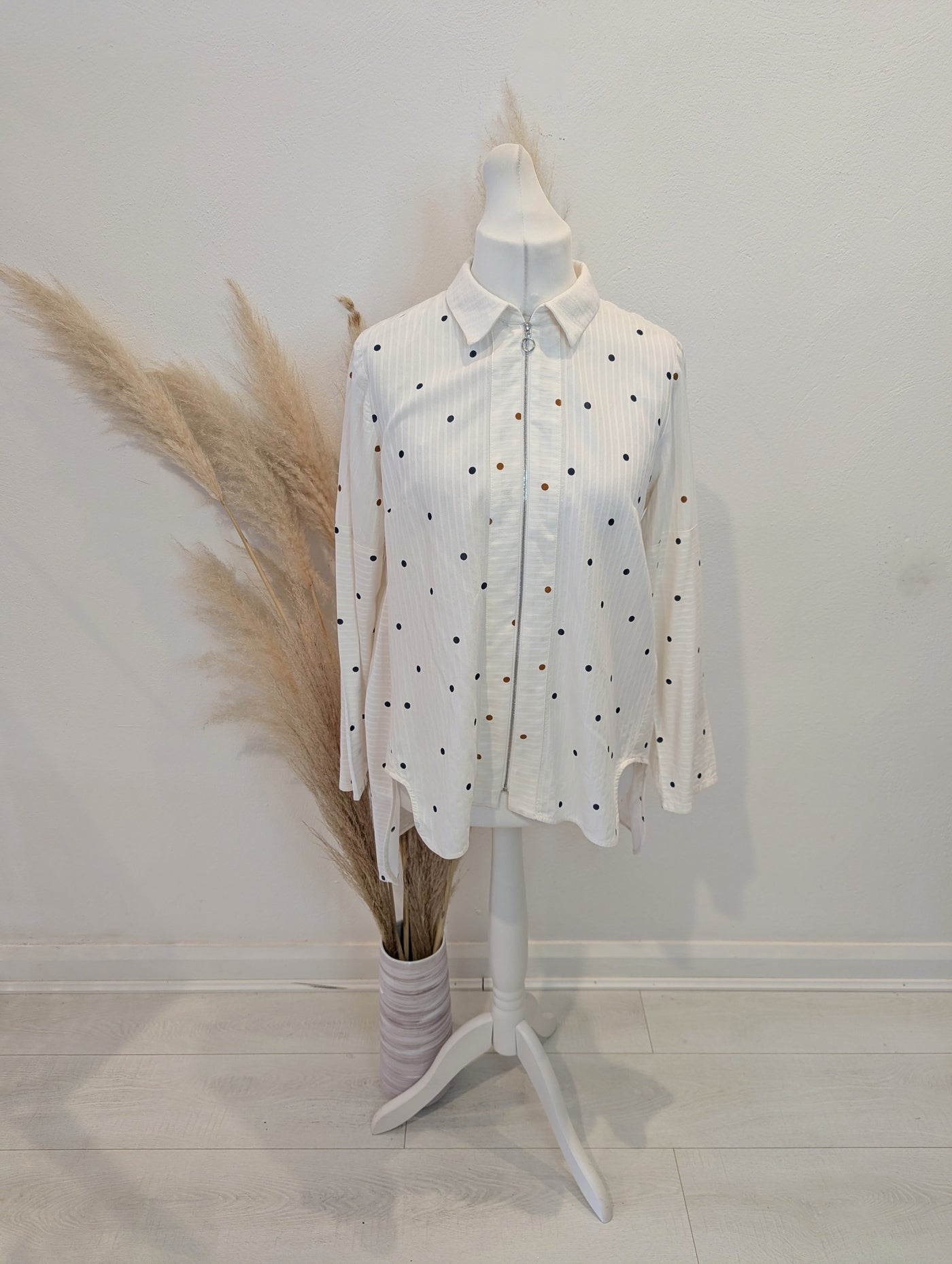 Bleu Blanc Rouge spot shirt 16