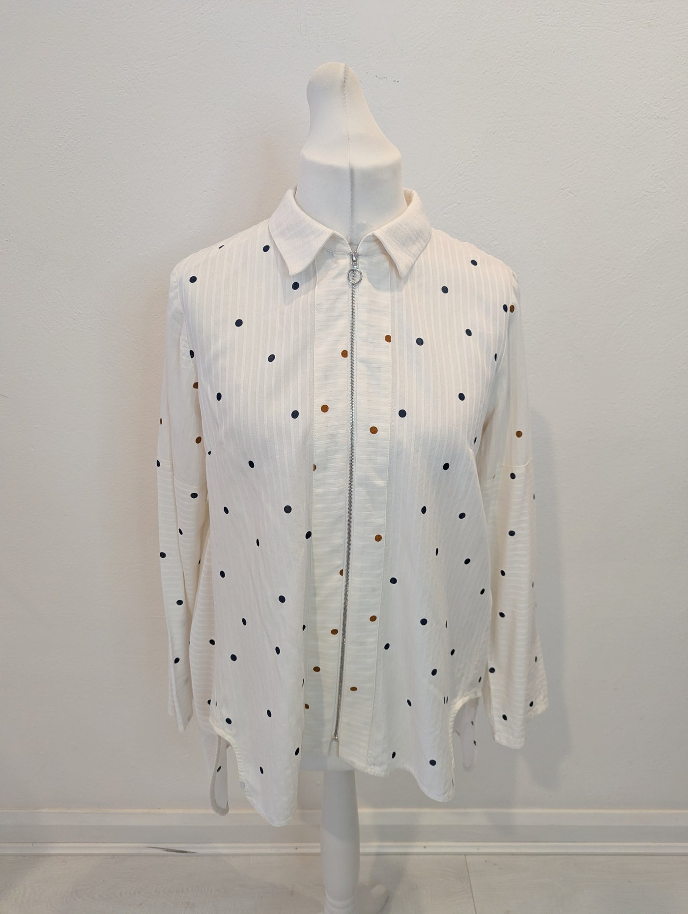 Bleu Blanc Rouge spot shirt 16