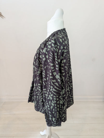 Hush Green/Grey Smock Top Size Large