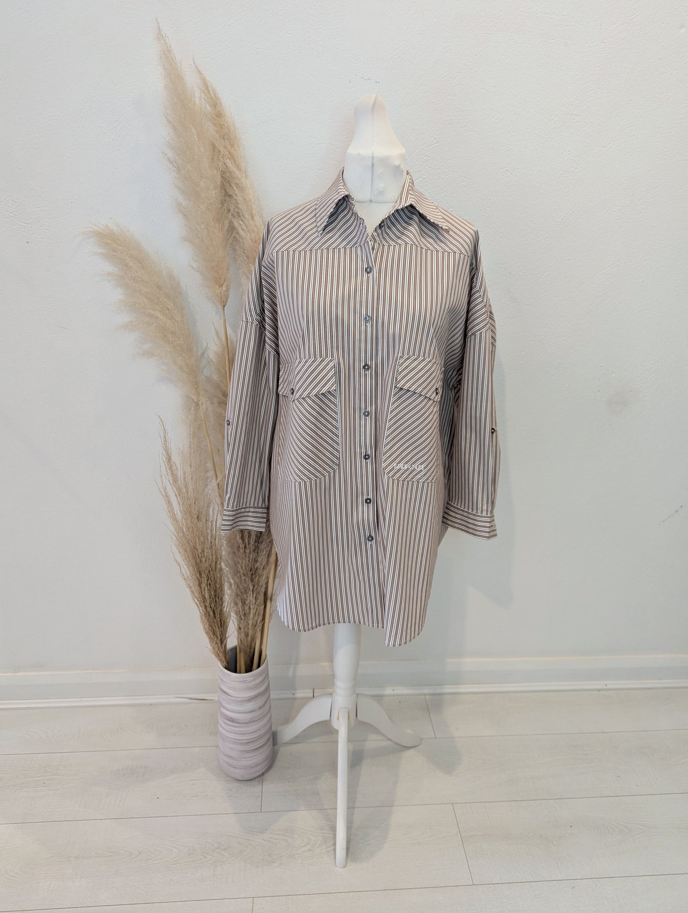 Dawn x Dare Brown Oversized Shirt Small