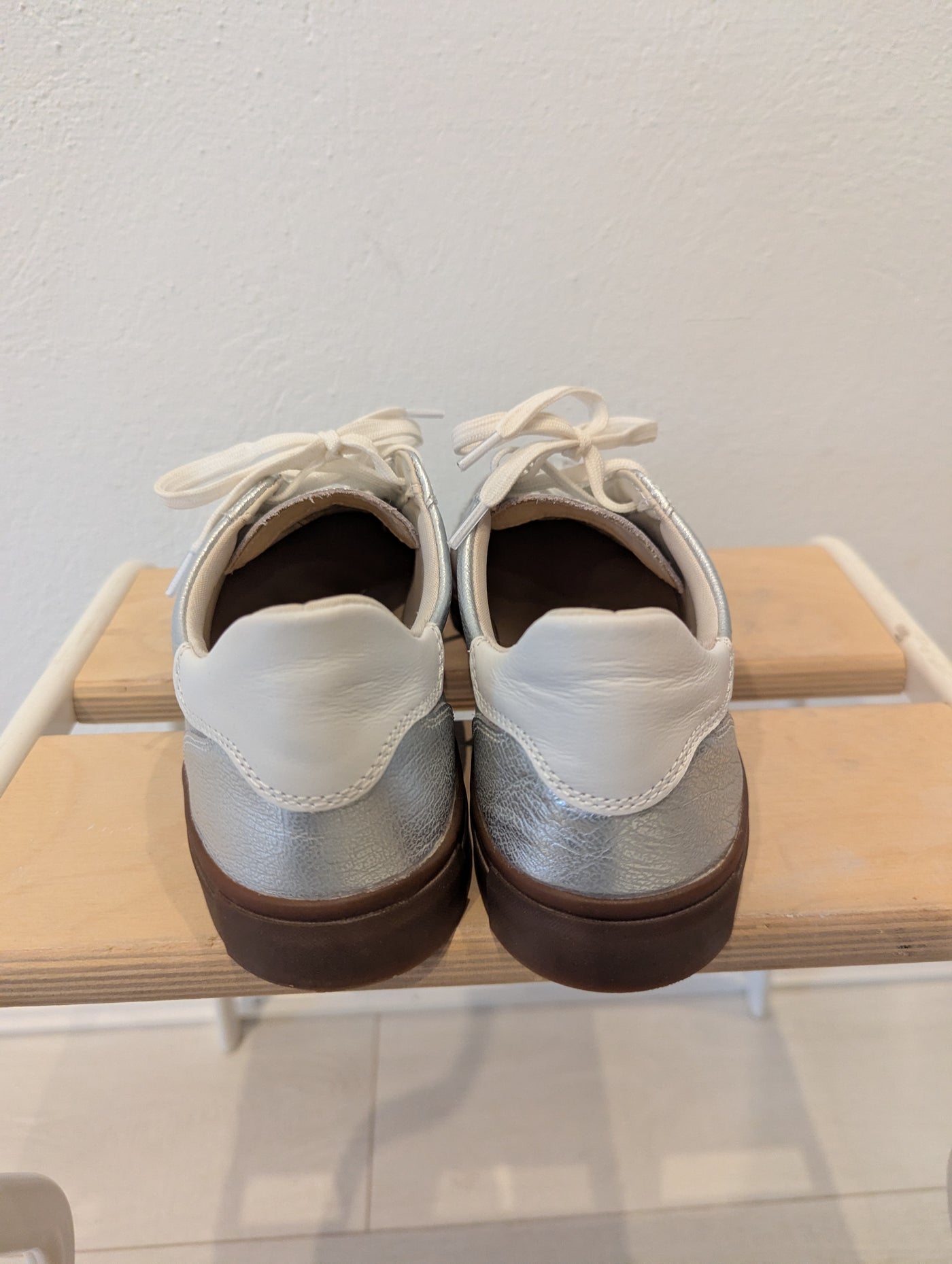 Vagabond Silver Trainers 5
