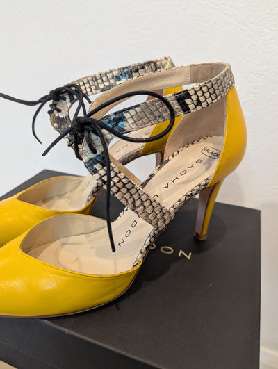 Sacha London Mustard Heels 6