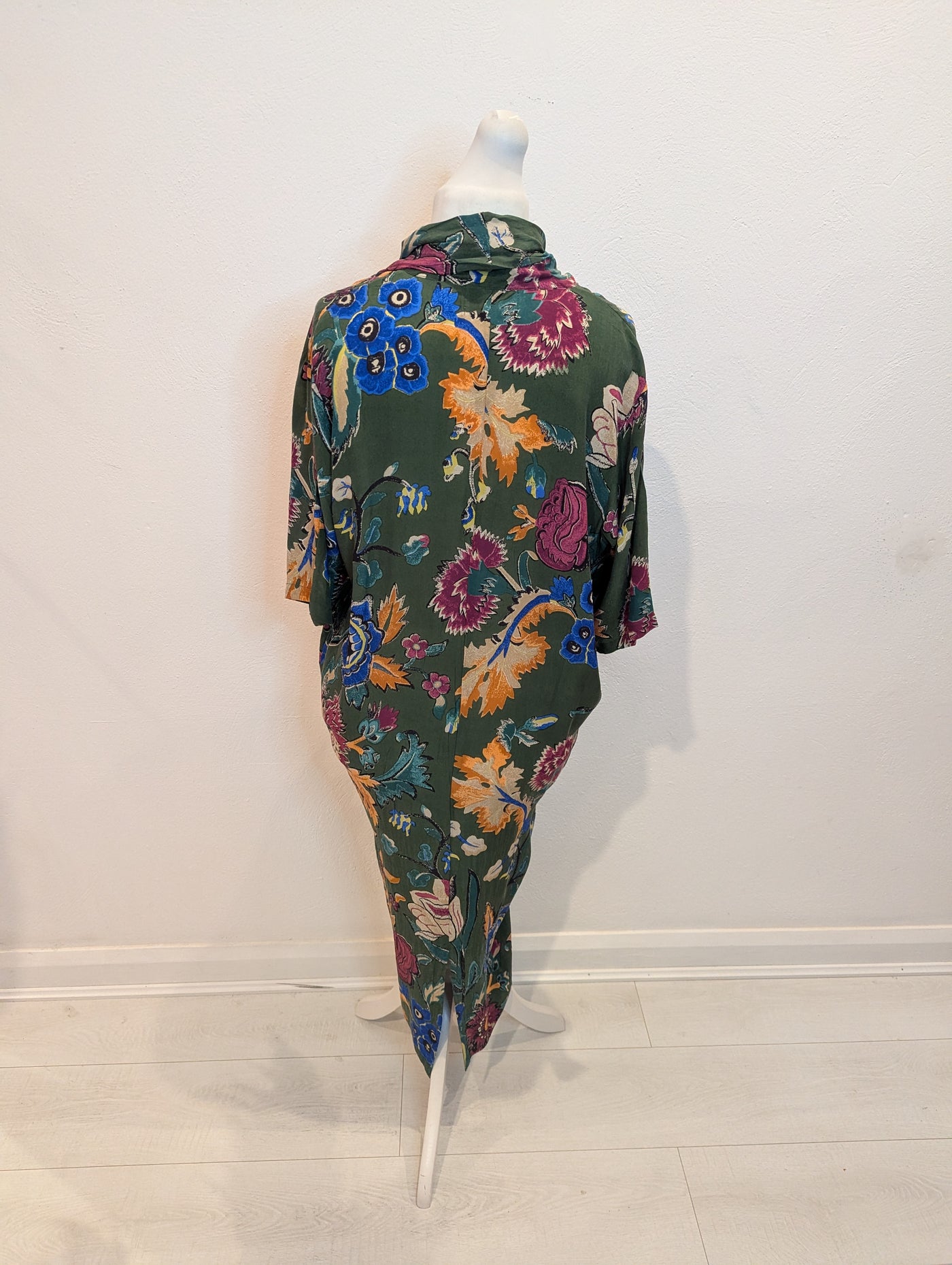 One Hundred Stars Green Floral Maxi S/M