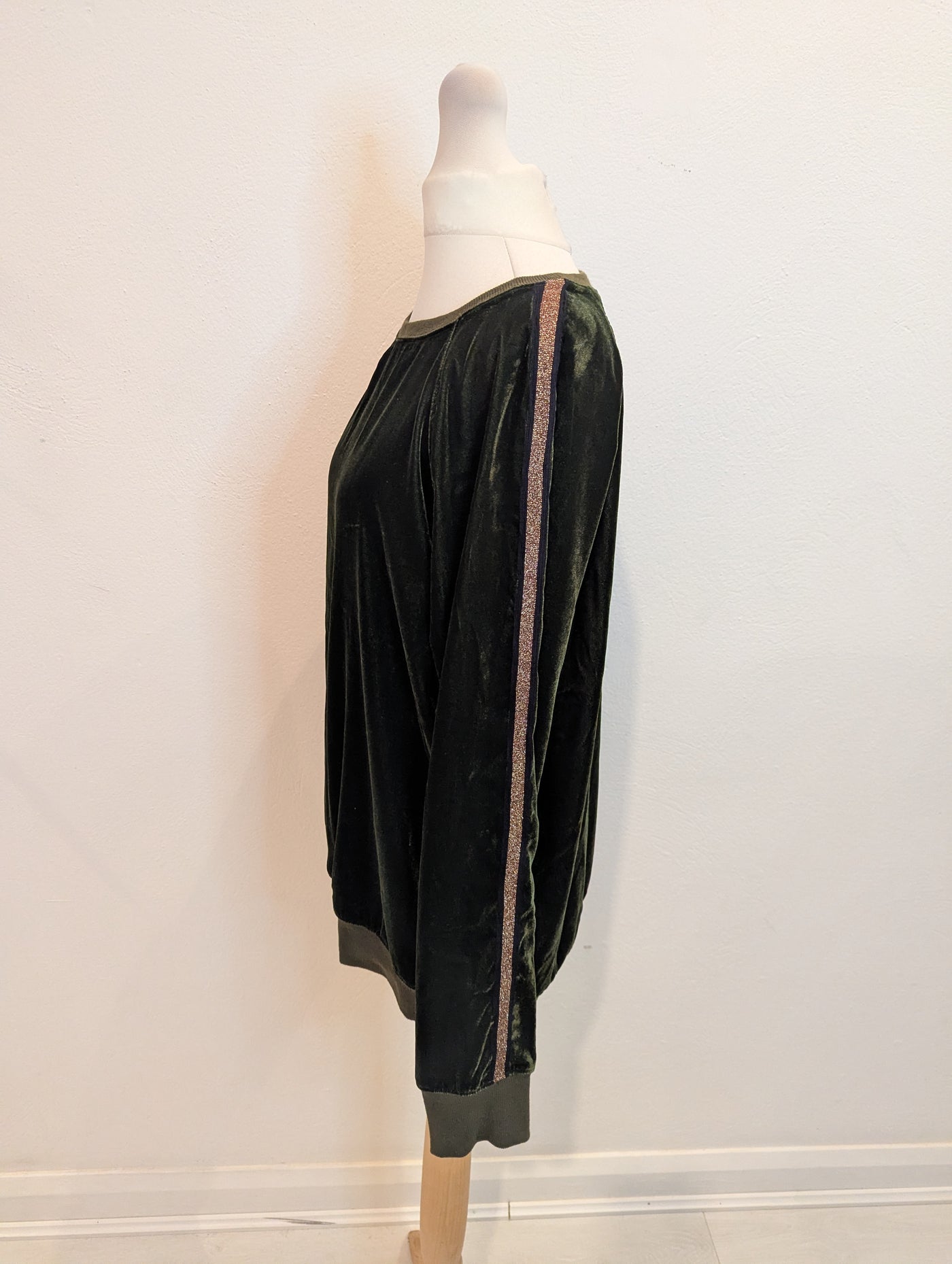 Nooki London Green Velour Jumper S