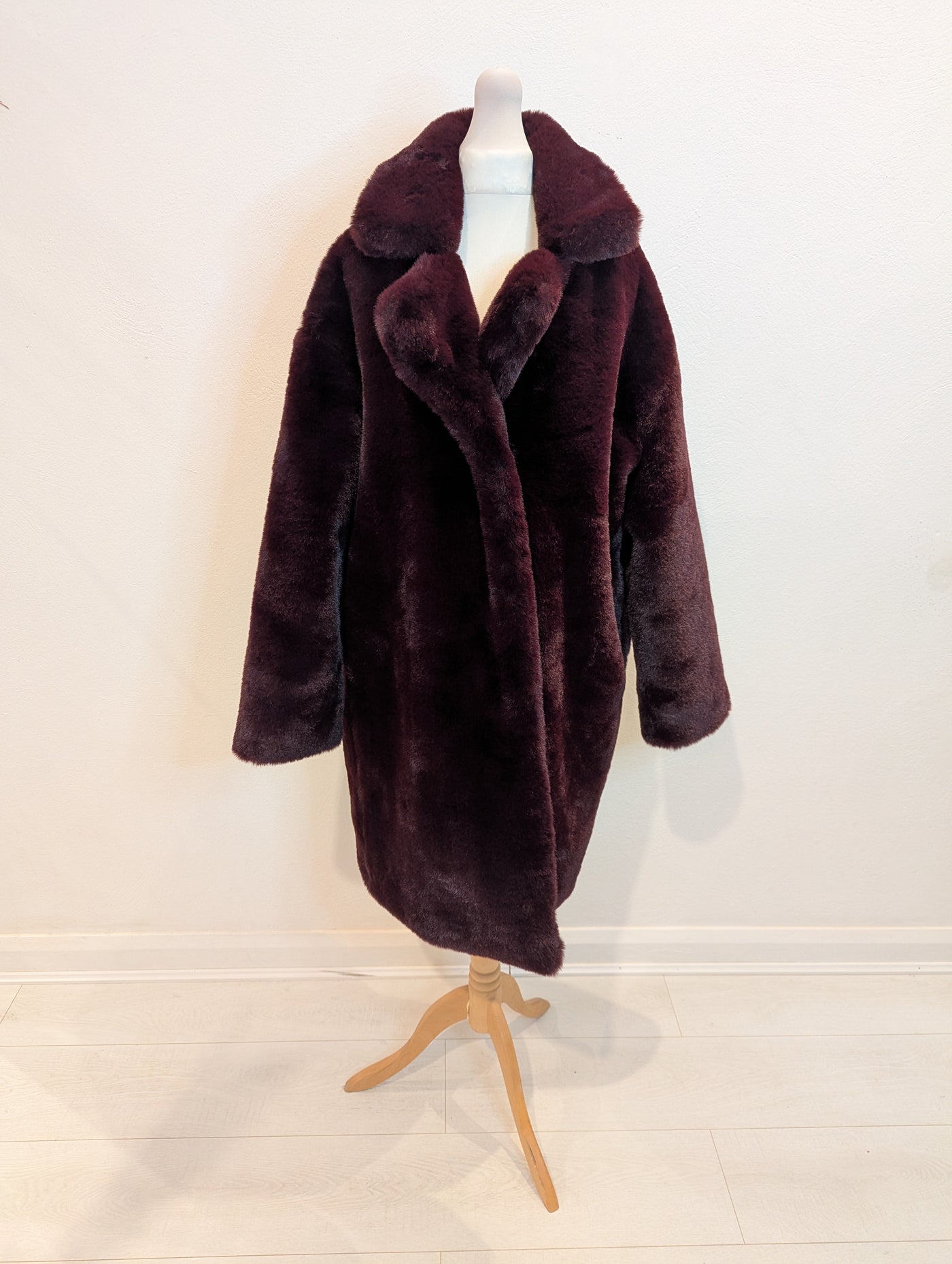Karen By Simonsen Burgundy Faux Fur Coat 8