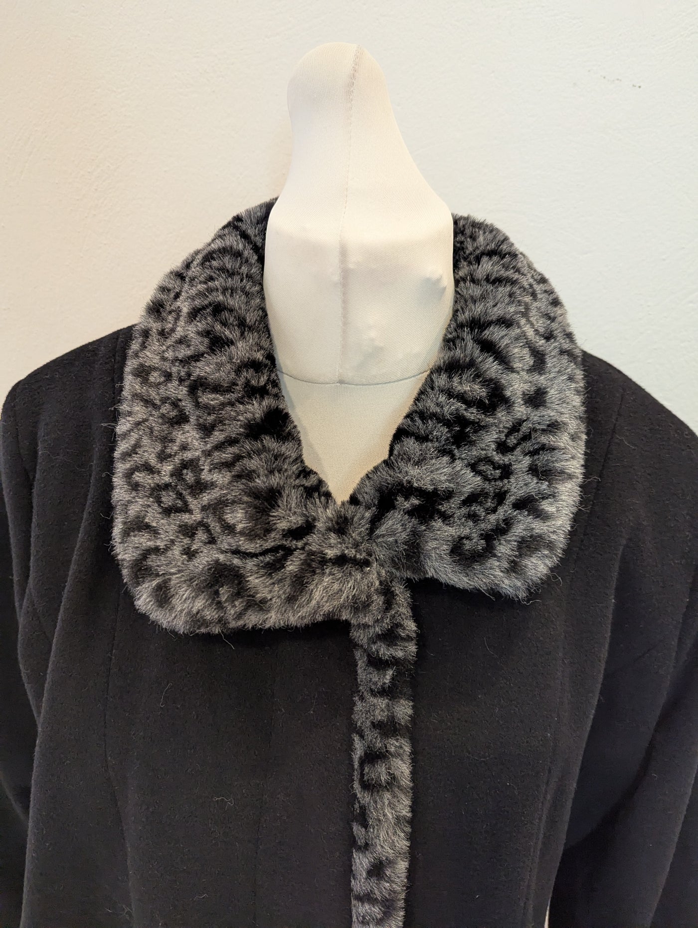 David Barry Exclusive Black Wool Fur Trim Coat 16