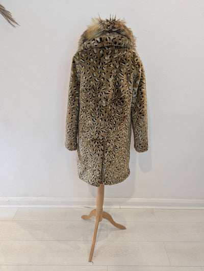 Biba Leopard faux Fur Coat 6