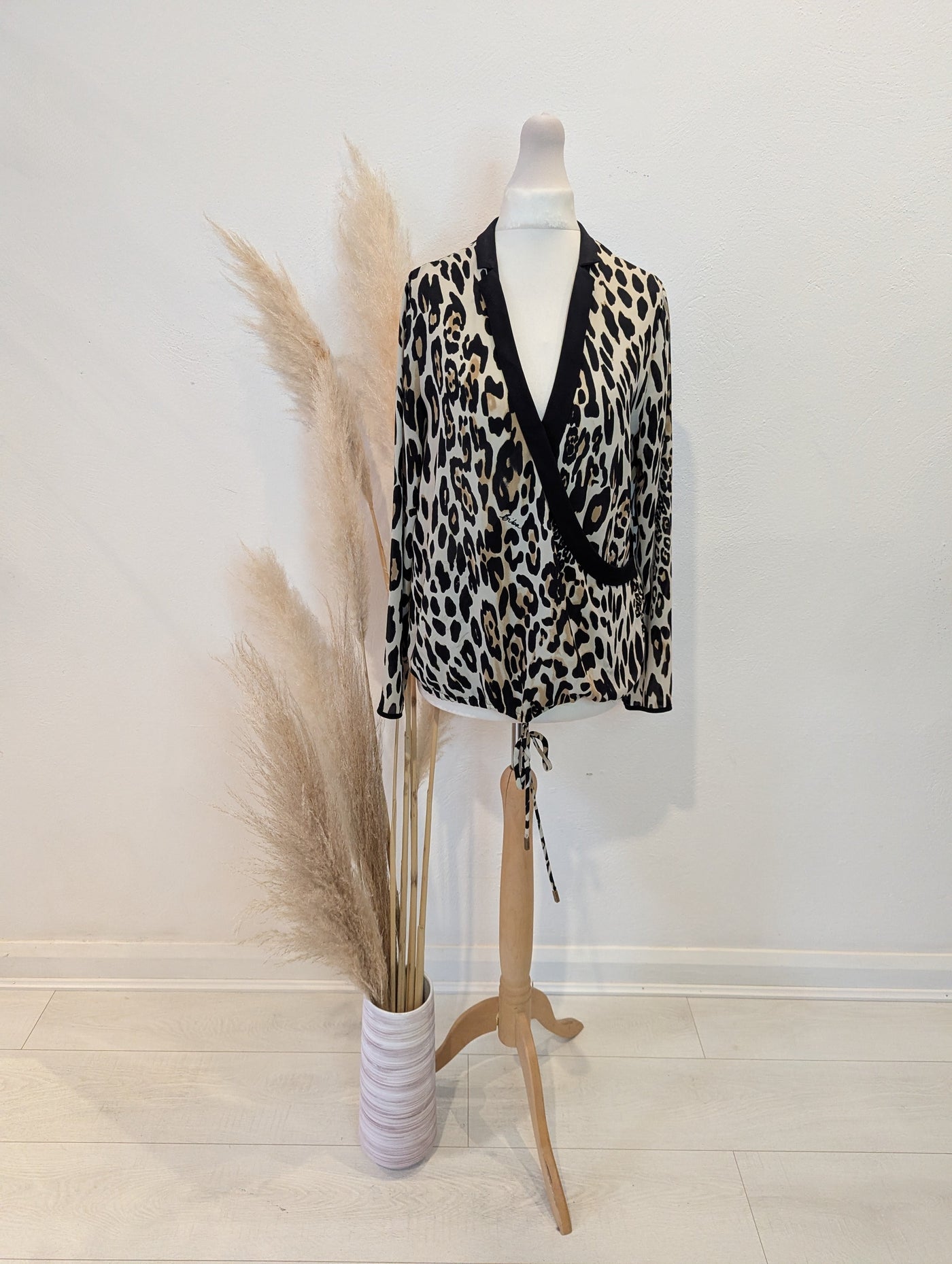 Biba Leopard print Shirt 6