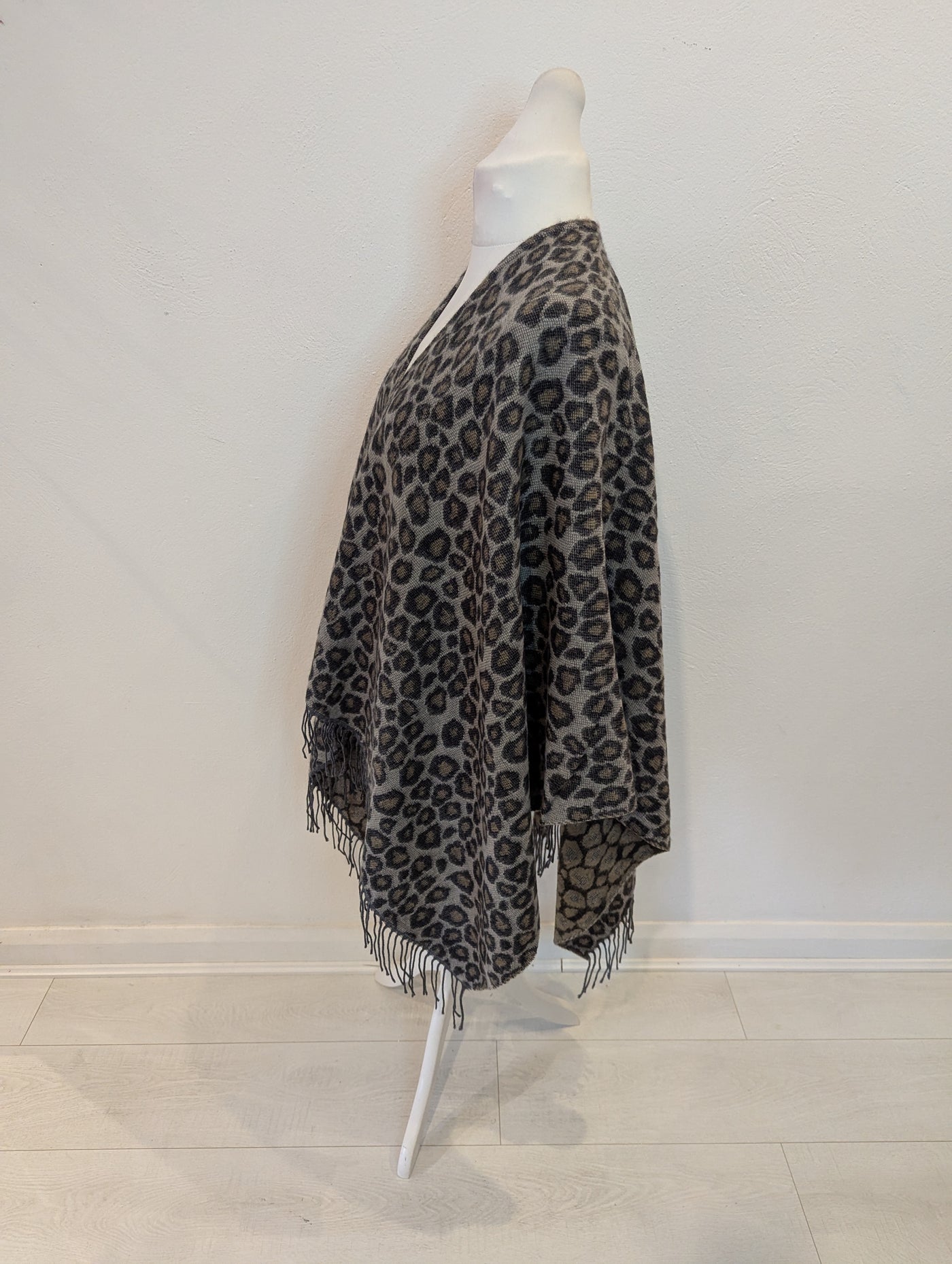 M&S Animal Print Cape NWT RRP £45