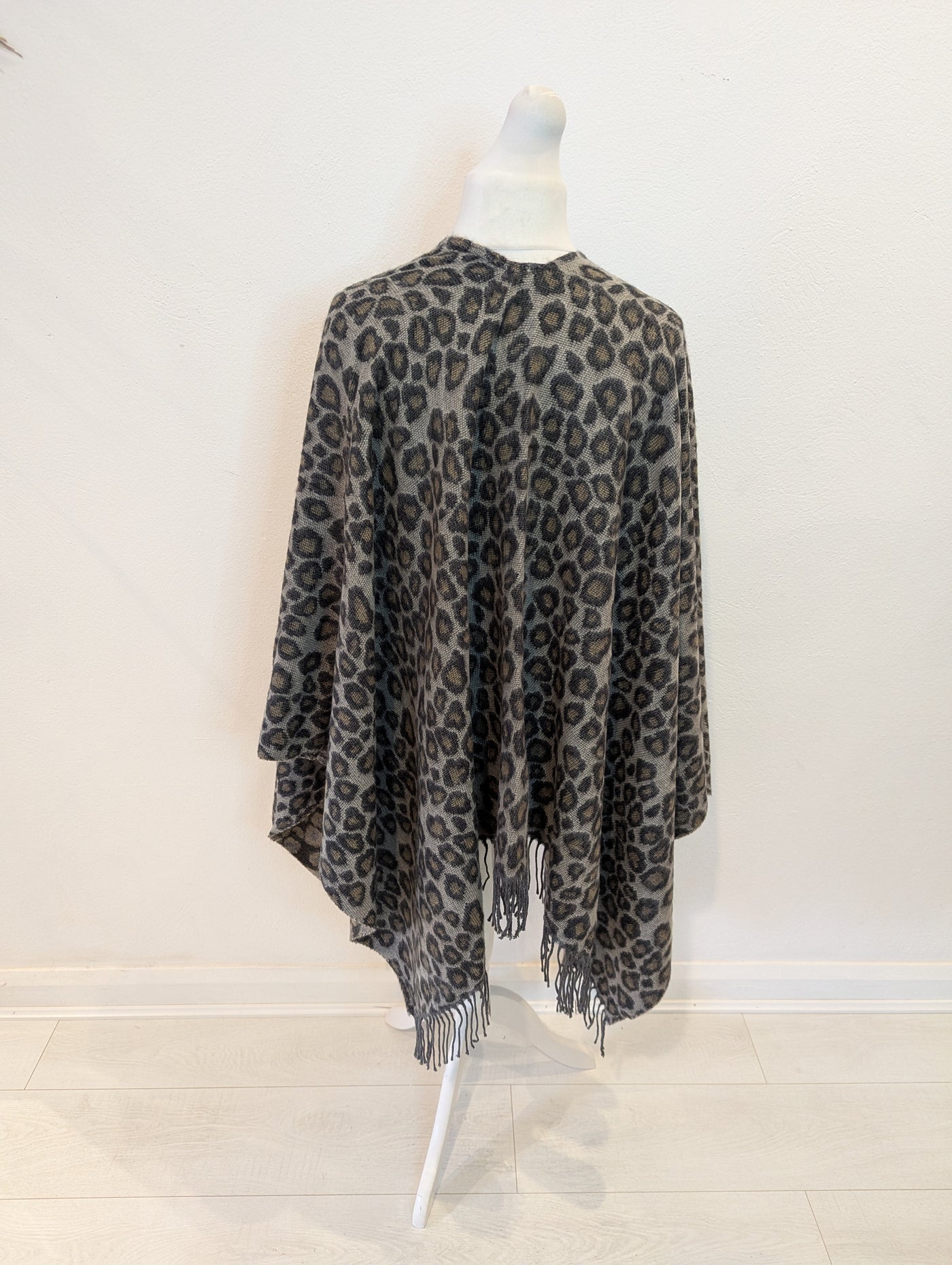M&S Animal Print Cape NWT RRP £45