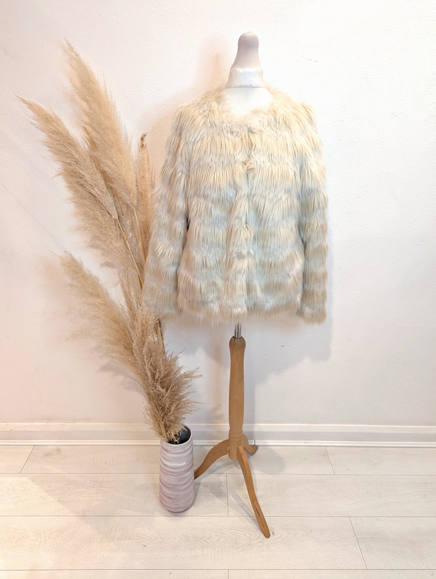 Indigo Cream Faux Fur Jacket RRP £85