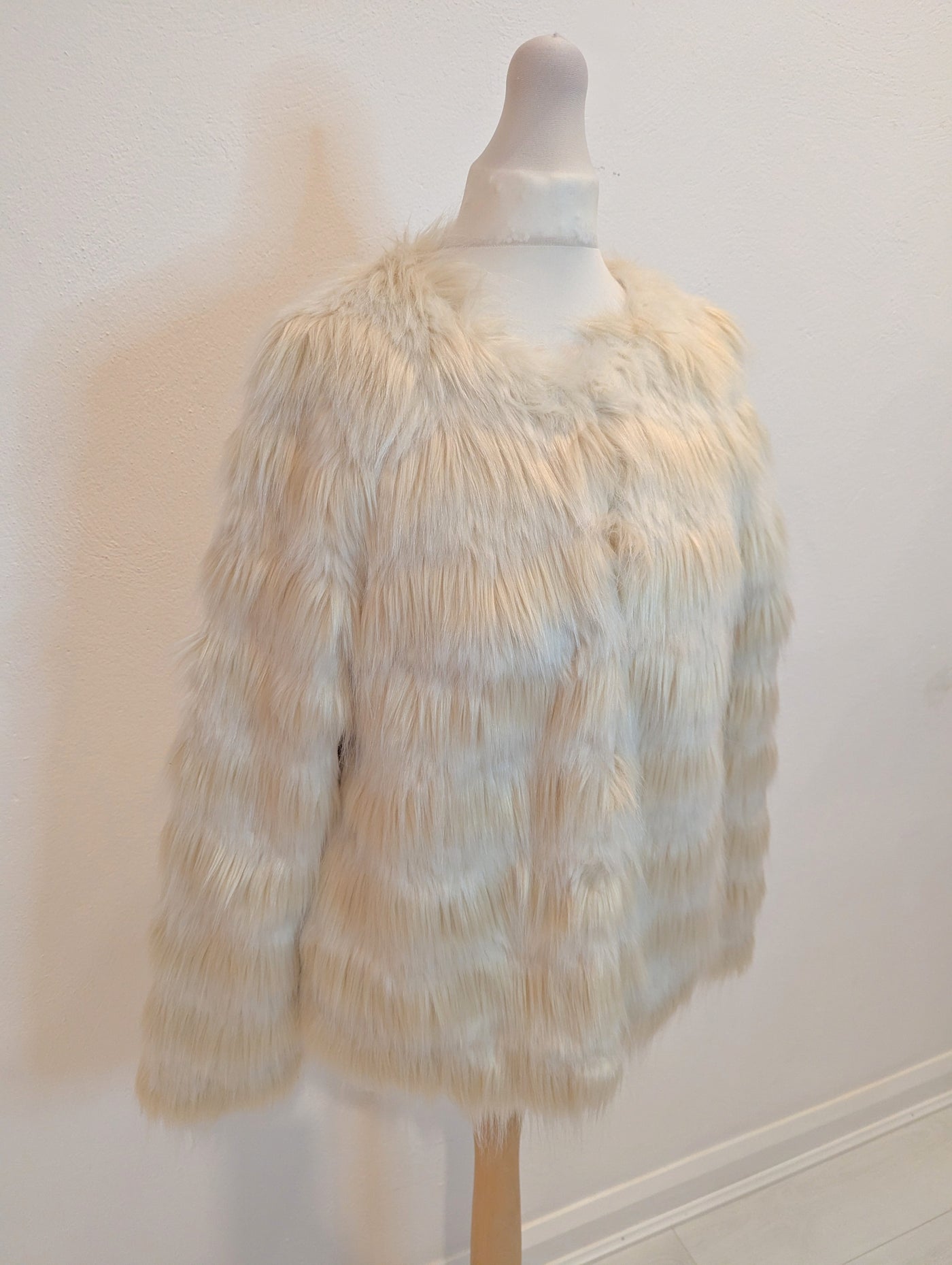 Indigo Cream Faux Fur Jacket RRP £85