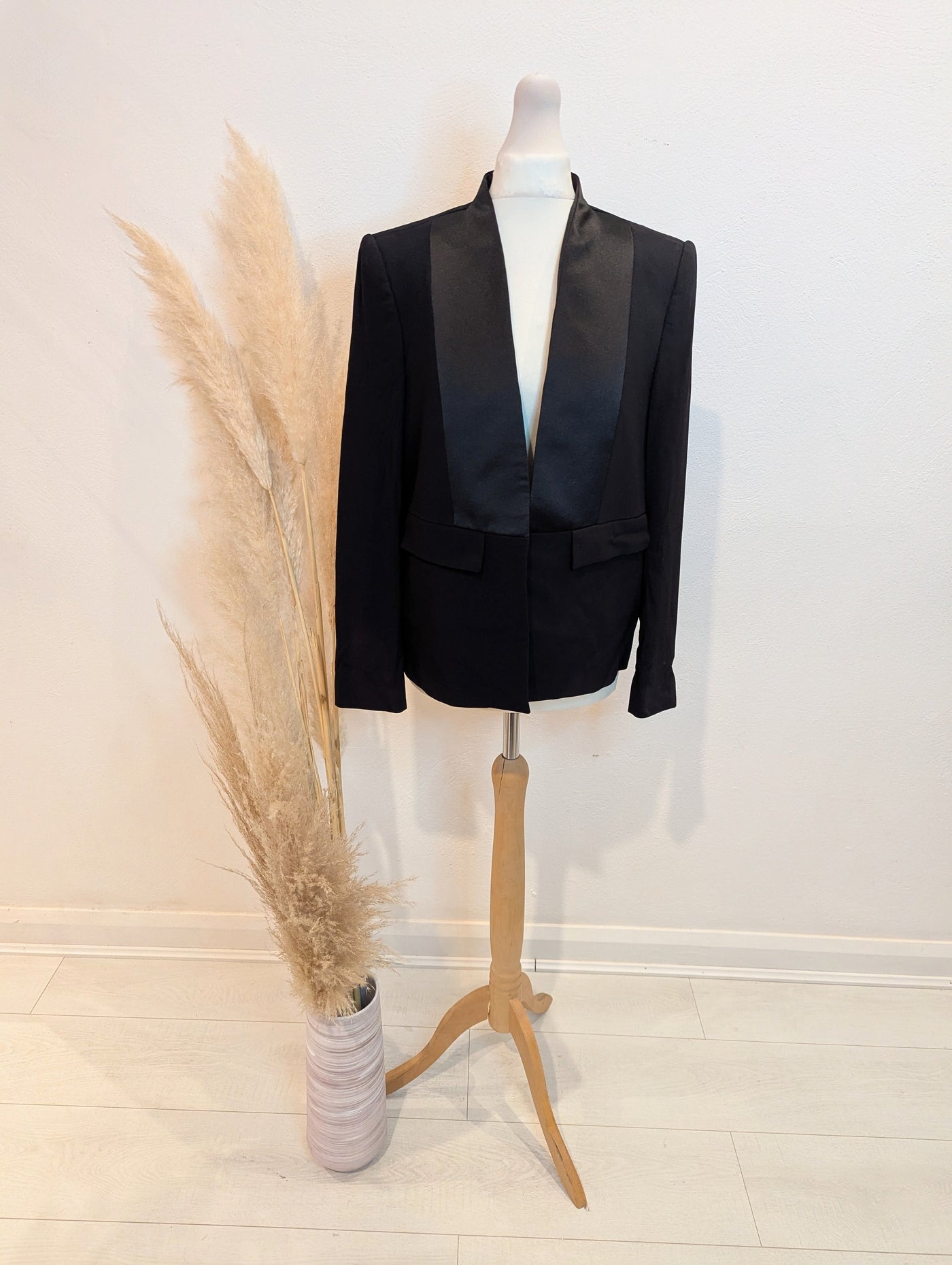 Zara Black Satin Trim Jacket M RRP £89.99