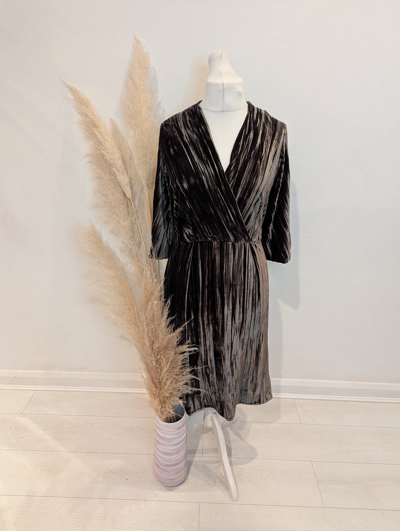 Closet Grey Velvet Dress 12